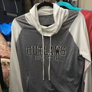 Outlaws light long sleeve hoodie
